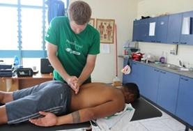 Volunteer Medicine & Healthcare Volunteer Medicine & Healthcare